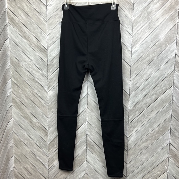 ASSETS by SPANX Women's High-Waist Seamless Leggings - Black Large - Picture 5 of 12